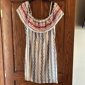 Blue Rain embroidered lined off shoulder adjustable strap boho dress size M